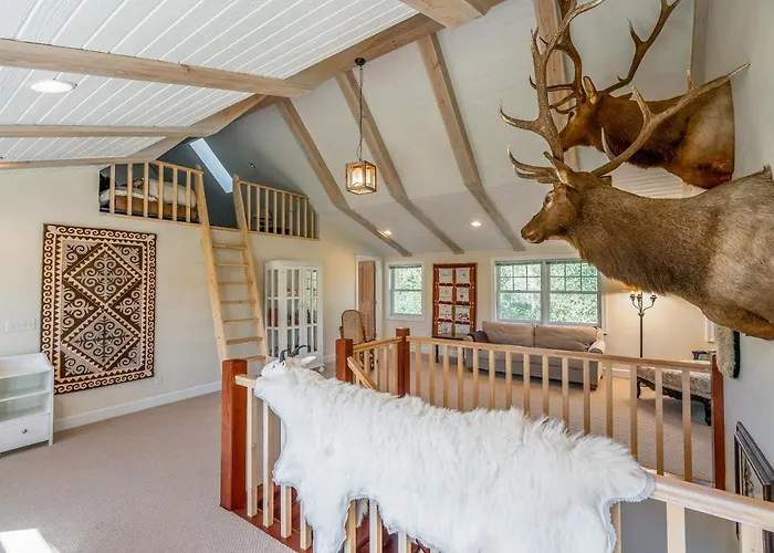 Сasa de vacaciones Tranquil Wyoming Near Uintas - 105 Acres! *