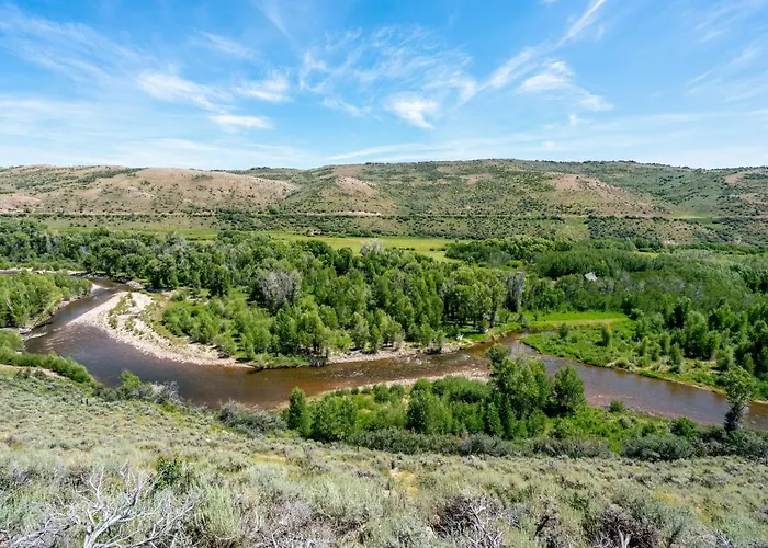 Tranquil Wyoming Near Uintas - 105 Acres!