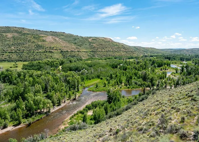 Tranquil Wyoming Near Uintas - 105 Acres! Evanston